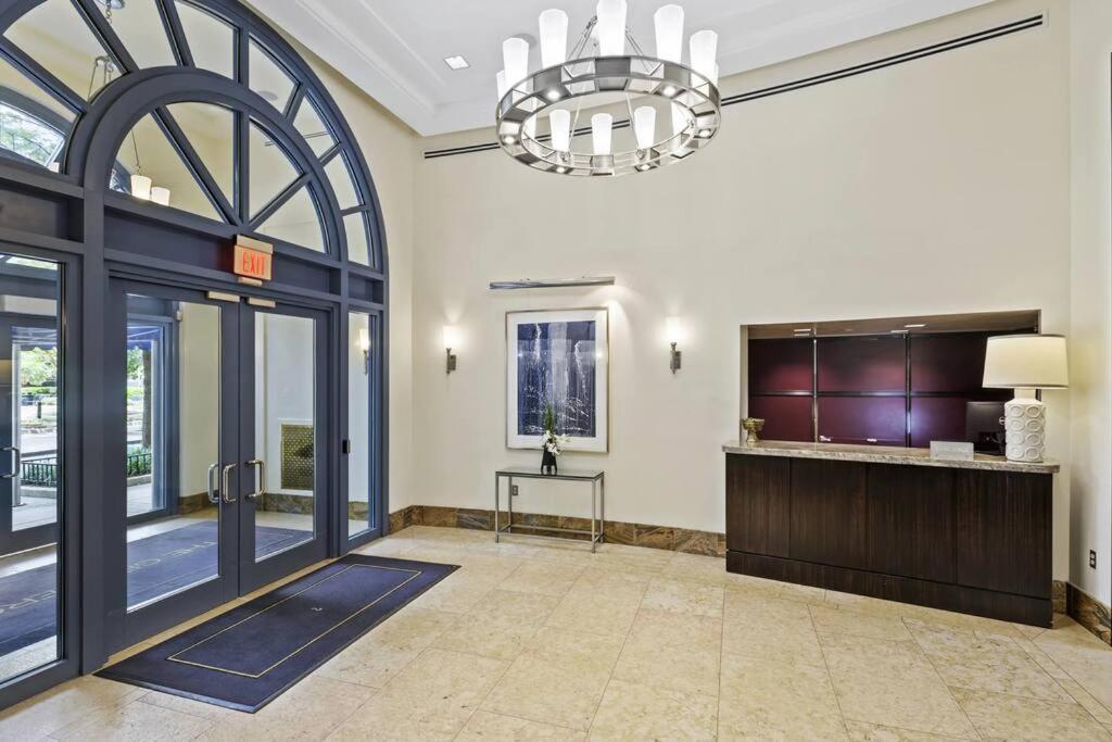 Fantastic 2 Bedroom Condo At Pentagon City With Pool&Gym Arlington Exterior foto