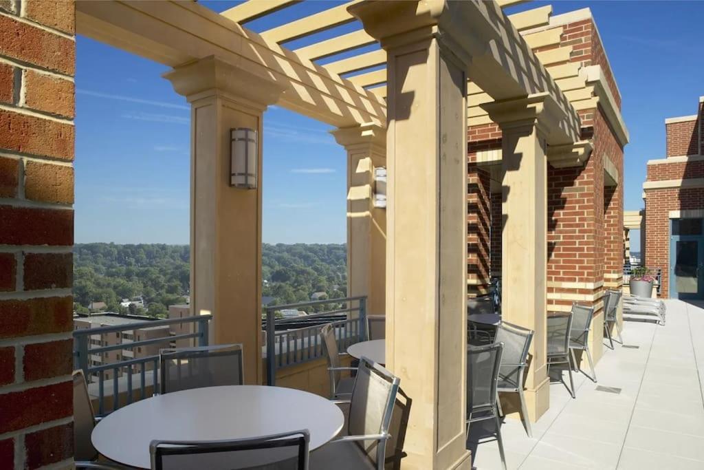 Fantastic 2 Bedroom Condo At Pentagon City With Pool&Gym Arlington Exterior foto